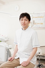 村田矯正歯科医院の村田直久院長先生の画像）